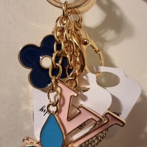 Unbranded keychain/bag charm